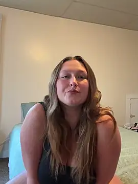 Snapshot of sammi_b12 chatting on 07-08-26, 05:46 sammi b12 online show from 07-08-26, 05:46