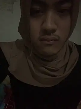 yuliabirdiantie1 online show from 11-16-25, 02:27