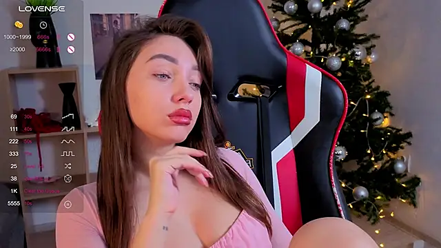 Snapshot of Emilia_mala chatting on 12-20-25, 05:49 Emilia mala online show from 12-20-25, 05:49