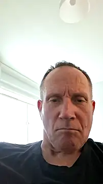 Snapshot of JonnaCD chatting on 04-16-26, 12:50 JonnaCD online show from 04-16-26, 12:50