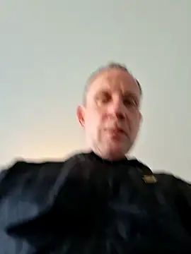 Snapshot of JonnaCD chatting on 04-05-26, 04:24 JonnaCD online show from 04-05-26, 04:24