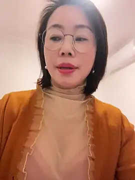 xiaoling2358 online show from 11-27-25, 01:22