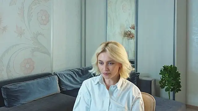 DesireFrost online show from 11-20-25, 09:32