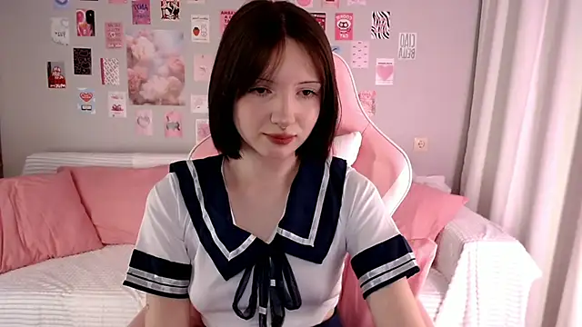 Lexi Bottom online show from 12-23-25, 02:00