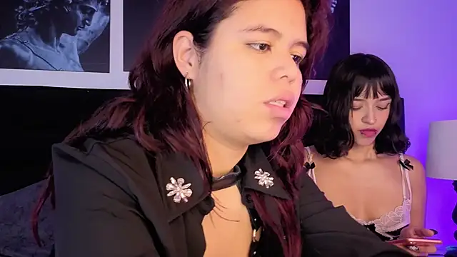 Snapshot of LiilithStonne chatting on 02-20-26, 01:02 LiilithStonne online show from 02-20-26, 01:02