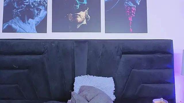 Snapshot of LiilithStonne chatting on 02-17-26, 01:30 LiilithStonne online show from 02-17-26, 01:30