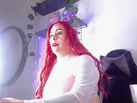 Nina-foxx online show from 12-19-25, 08:22