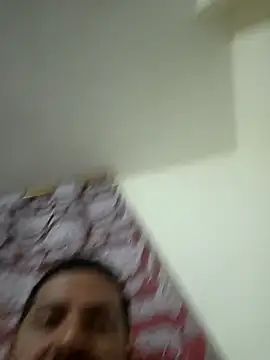 Snapshot of BuskedFester chatting on 12-02-25, 04:03 BuskedFester online show from 12-02-25, 04:03