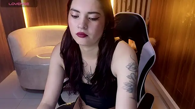 Peige Tx online show from 11-24-25, 01:00