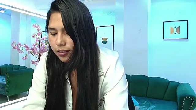 Snapshot of Gemma_bellini chatting on 11-27-25, 07:25 Gemma bellini online show from 11-27-25, 07:25