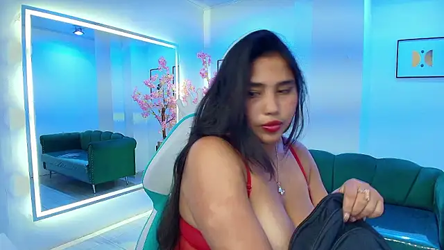 Snapshot of Gemma_bellini chatting on 01-31-26, 07:23 Gemma bellini online show from 01-31-26, 07:23