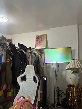 Motherbigbus online show from 03-21-26, 08:19