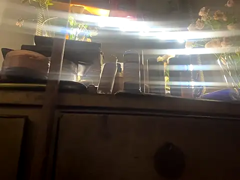 Motherbigbus online show from 12-16-25, 06:06