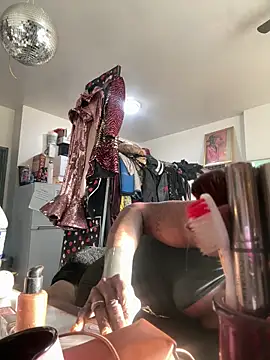 Motherbigbus online show from 03-18-26, 02:52