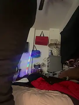 Motherbigbus online show from 04-16-26, 08:26