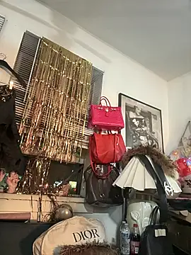 Motherbigbus online show from 01-15-26, 11:46