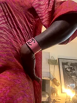 Motherbigbus online show from 12-19-25, 09:00