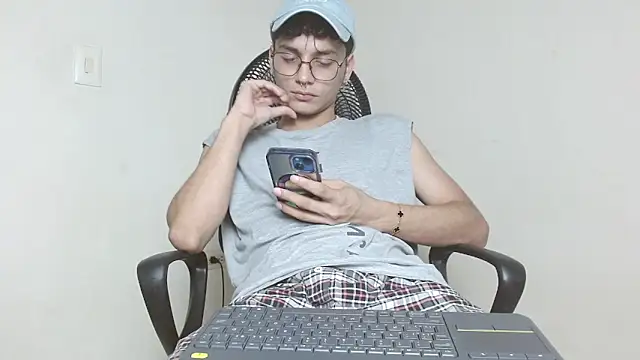 andrew dann online show from 11-20-25, 06:25