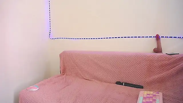 Kellybblue online show from 01-09-26, 08:27