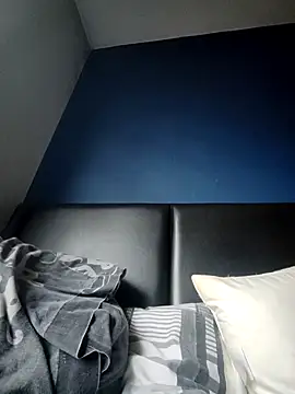 Snapshot of NaughtyClaudia_ chatting on 11-18-25, 12:30 NaughtyClaudia online show from 11-18-25, 12:30