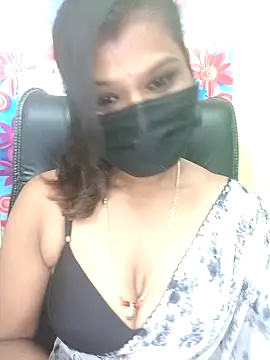 Snapshot of Premalatha_28 chatting on 04-22-26, 07:15 Premalatha 28 online show from 04-22-26, 07:15