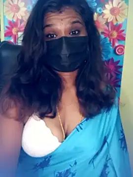 Snapshot of Premalatha_28 chatting on 05-17-26, 05:35 Premalatha 28 online show from 05-17-26, 05:35