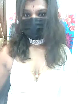 Snapshot of Premalatha_28 chatting on 04-26-26, 07:16 Premalatha 28 online show from 04-26-26, 07:16