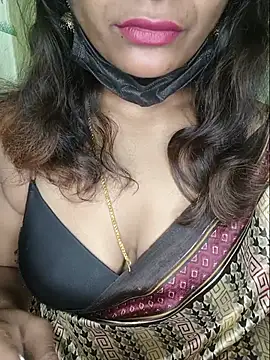 Snapshot of Premalatha_28 chatting on 05-23-26, 04:55 Premalatha 28 online show from 05-23-26, 04:55