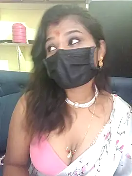 Snapshot of Premalatha_28 chatting on 04-23-26, 06:09 Premalatha 28 online show from 04-23-26, 06:09