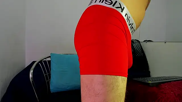 Lucastorrez01 online show from 07-01-26, 05:46