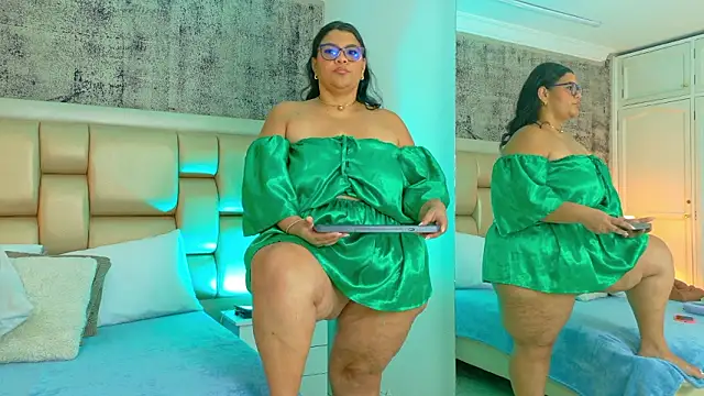 SelennaCooper online show from 03-17-26, 11:57