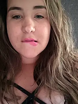 Snapshot of iviiiiiiiiiii chatting on 11-27-25, 06:19 iviiiiiiiiiii online show from 11-27-25, 06:19