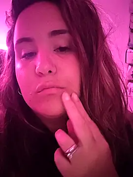 Snapshot of iviiiiiiiiiii chatting on 11-18-25, 01:21 iviiiiiiiiiii online show from 11-18-25, 01:21