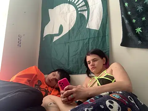 goodguybigD69 online show from 05-05-26, 03:37