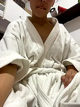 brunalameo online show from 11-28-25, 04:40