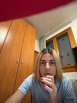 feliciafelon online show from 12-05-25, 08:28