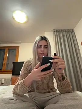 feliciafelon online show from 03-07-26, 08:25