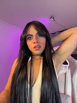 Sophie wyld online show from 11-29-25, 03:17