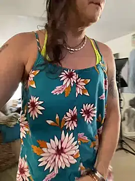 tsashelayamylynzy online show from 04-28-26, 11:20