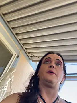 tsashelayamylynzy online show from 11-28-25, 08:20