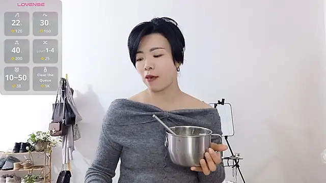 adele8731 online show from 12-01-25, 05:19