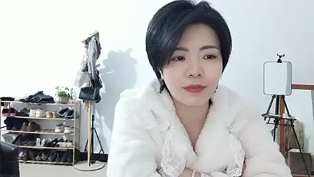 adele8731 online show from 12-18-25, 02:54