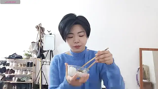 adele8731 online show from 12-22-25, 03:17