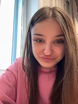 ErikaMuse online show from 11-19-25, 04:23