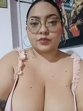 Snapshot of Anna_Lucia88 chatting on 07-10-26, 08:36 Anna Lucia88 online show from 07-10-26, 08:36