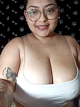 Snapshot of Anna_Lucia88 chatting on 05-03-26, 05:56 Anna Lucia88 online show from 05-03-26, 05:56
