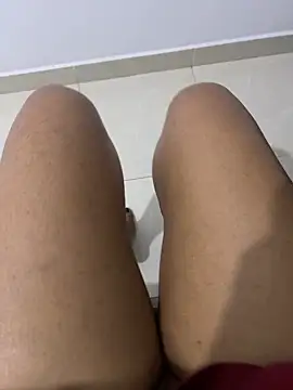 ErringDigs online show from 11-19-25, 01:22