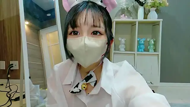 Snapshot of niko-jpn chatting on 05-17-26, 02:06 niko-jpn online show from 05-17-26, 02:06