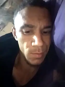 Snapshot of Pussylicker50565 chatting on 11-18-25, 04:38 Pussylicker50565 online show from 11-18-25, 04:38