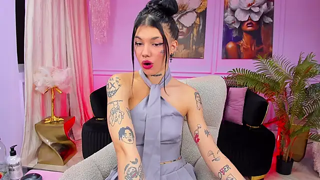 YasminWild online show from 12-22-25, 05:07